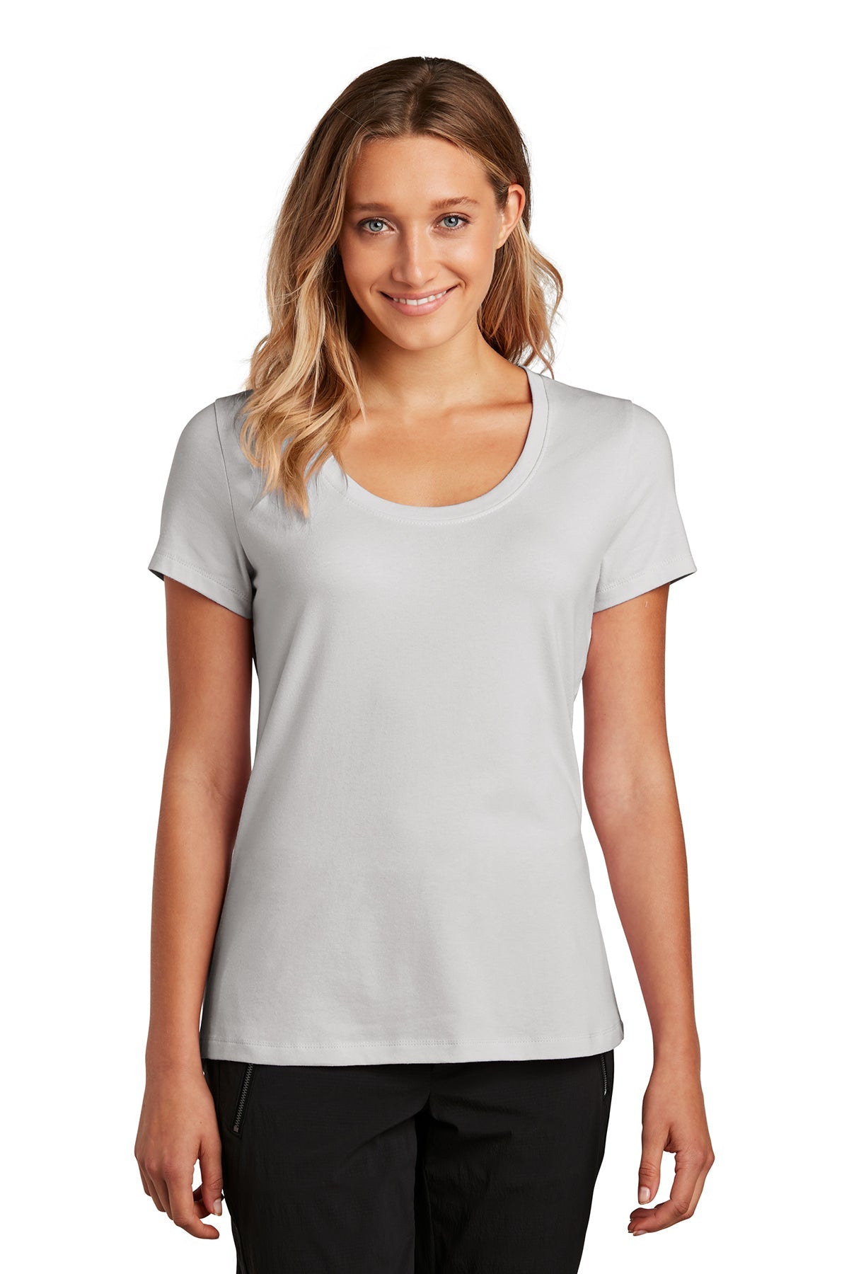 DT7501 District ® Women’s Flex Scoop Neck Tee