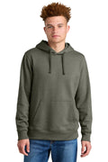 NF0A8AU0 The North Face® Sleeve Logo Pullover Hoodie