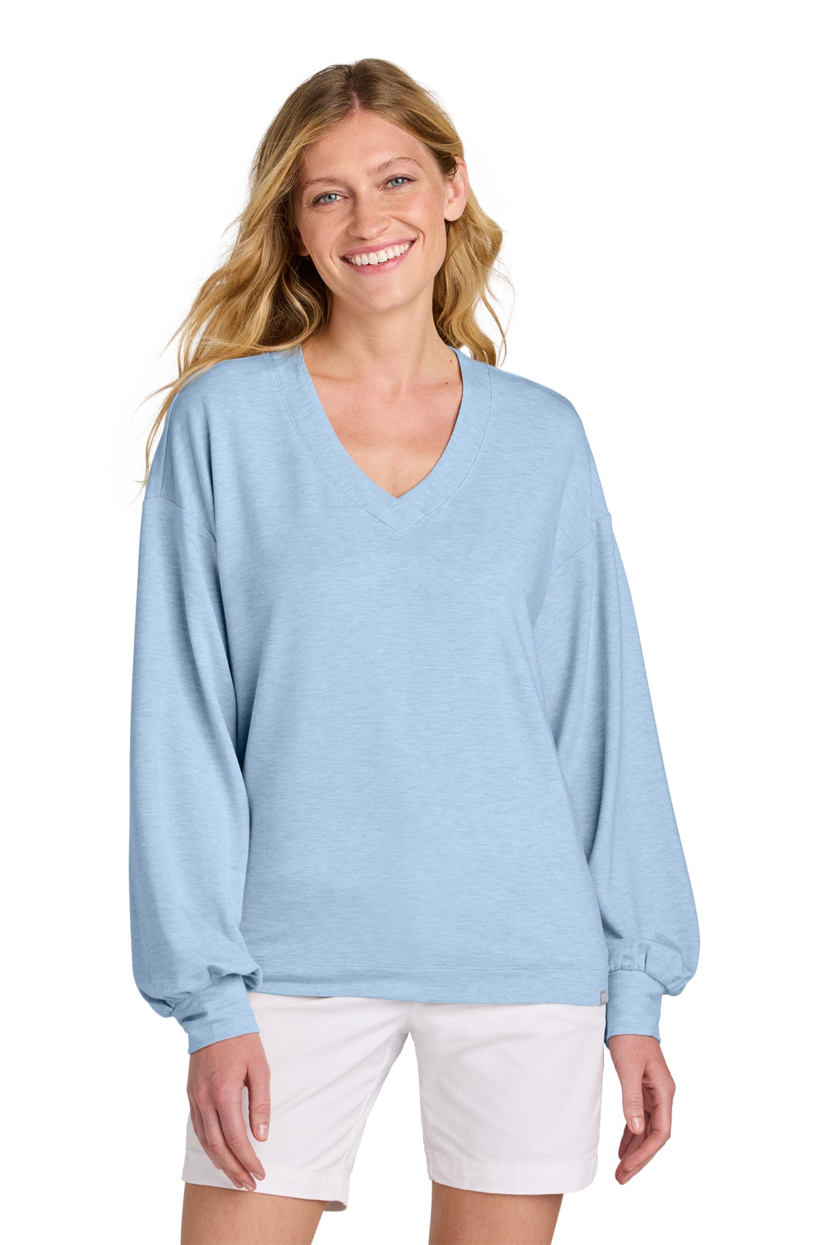 TM1LD009 TravisMathew Women’s Long Weekend V-Neck