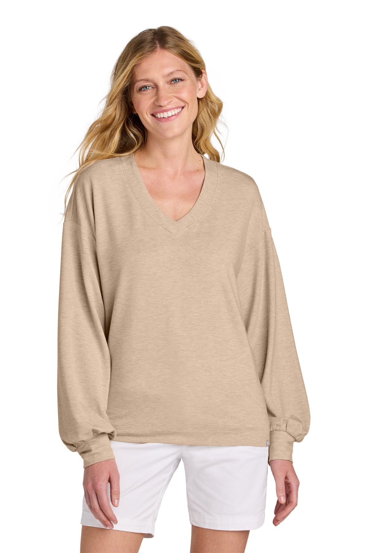 TM1LD009 TravisMathew Women’s Long Weekend V-Neck