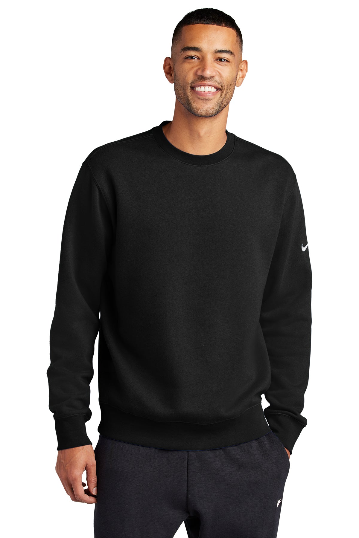 NKFD9863 Nike Club Fleece Sleeve Swoosh Crew