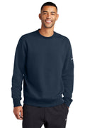 NKFD9863 Nike Club Fleece Sleeve Swoosh Crew